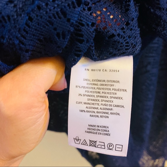 ⭐️ Anthropologie Akemi + Kin Navy Blue Lace Top - Picture 5 of 5